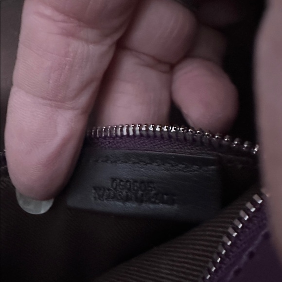 Loewe Authentic Purple Leather Women's Bag NWOT Firm - Picture 13 of 13